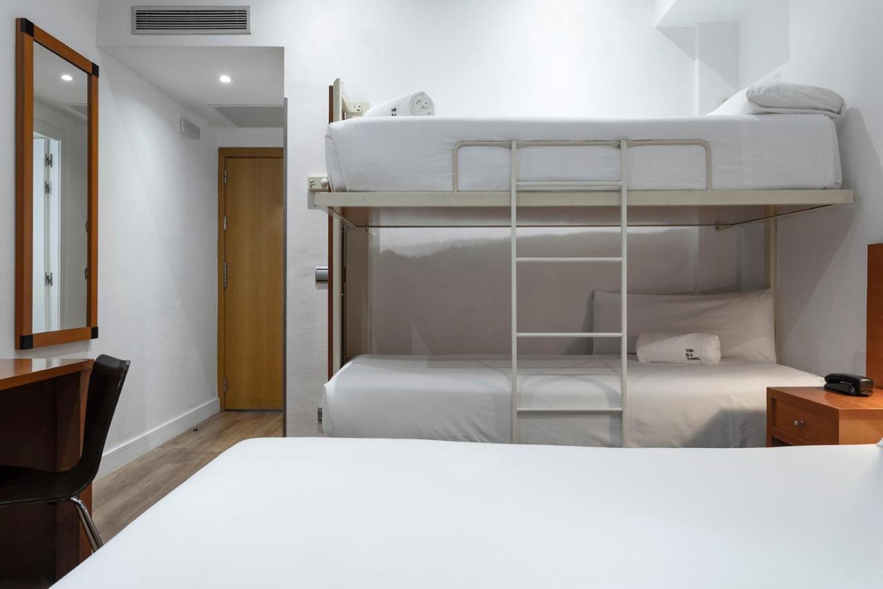 Vierbettzimmer (4 Erwachsene)